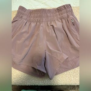 lululemon mauve tracker shorts